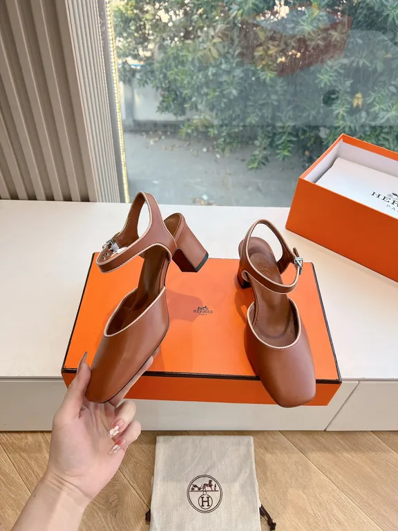 Hermes Shoe 